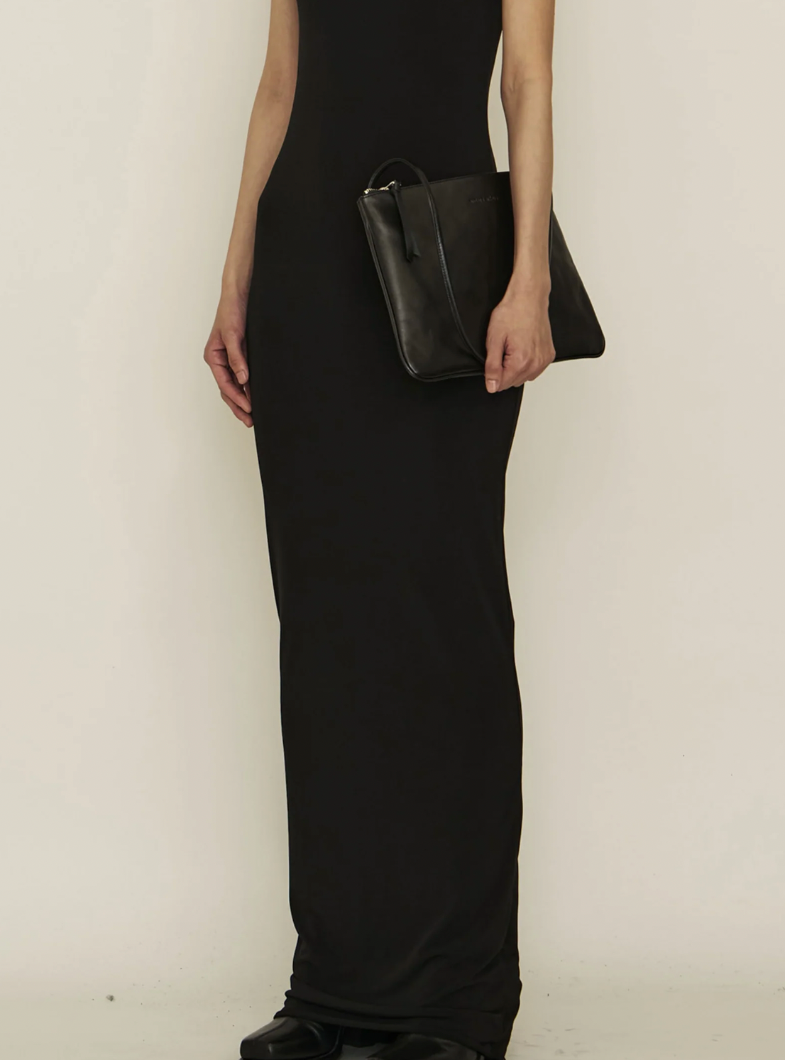BLACK LEATHER SHOULDER BAG