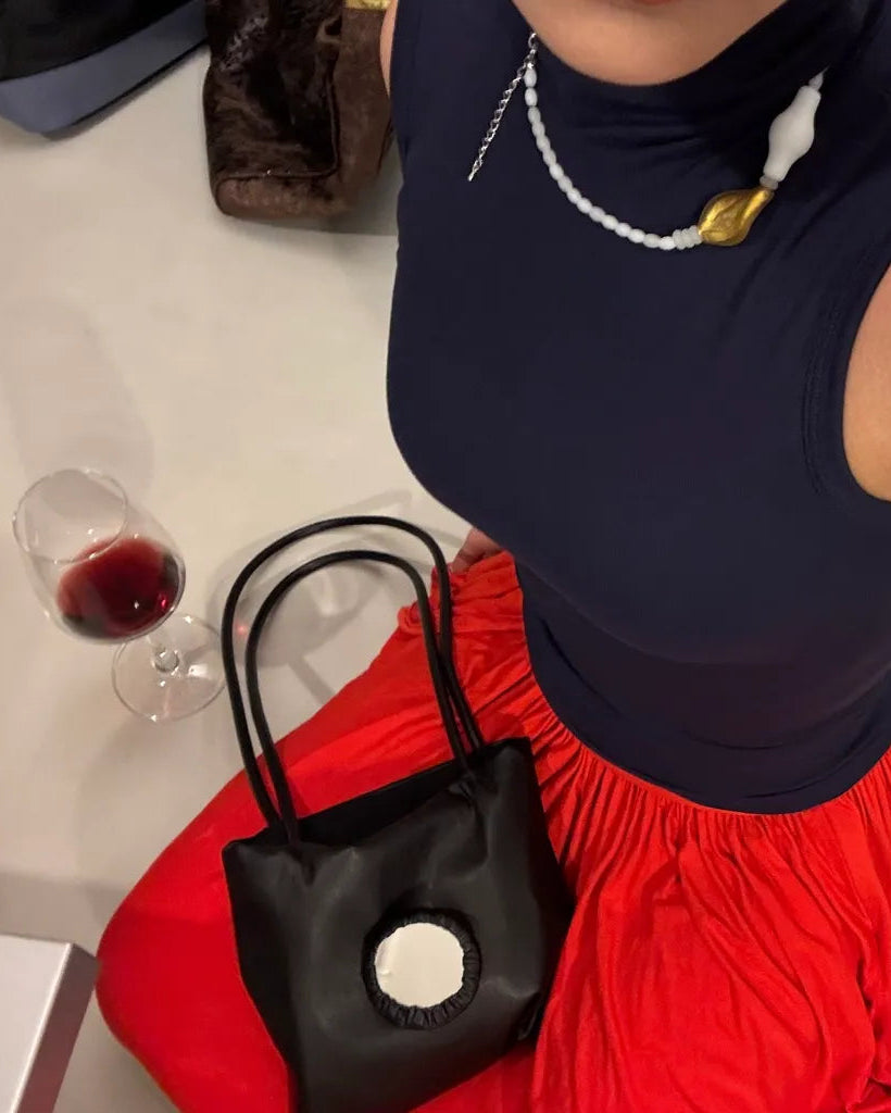 Lucy Smashed the Tomato 琉璃項鍊